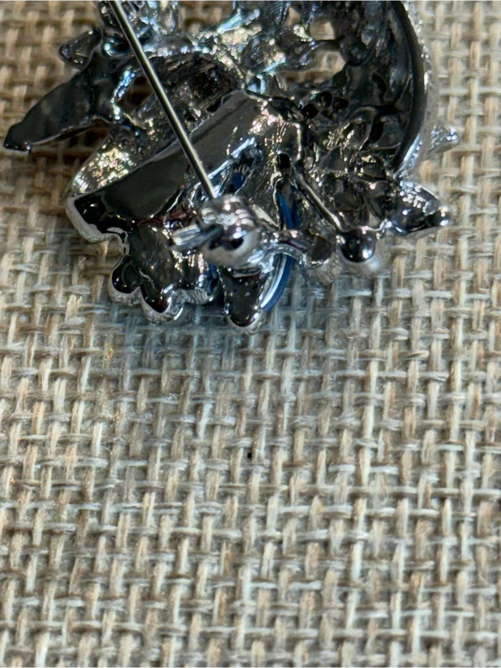 Vintage Silver Tone Blue Rhinestone‎ Flower Basket Brooch Pin 1.5